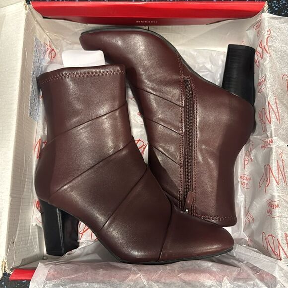 Impo Viggo Stretch Bootie with Memory Foam - Picture 2 of 3